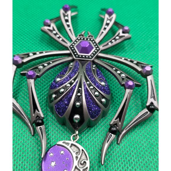 2020 Hallmark Stunning Spider Moon Halloween Ornament Sparkling Purple Silver - Picture 5 of 6